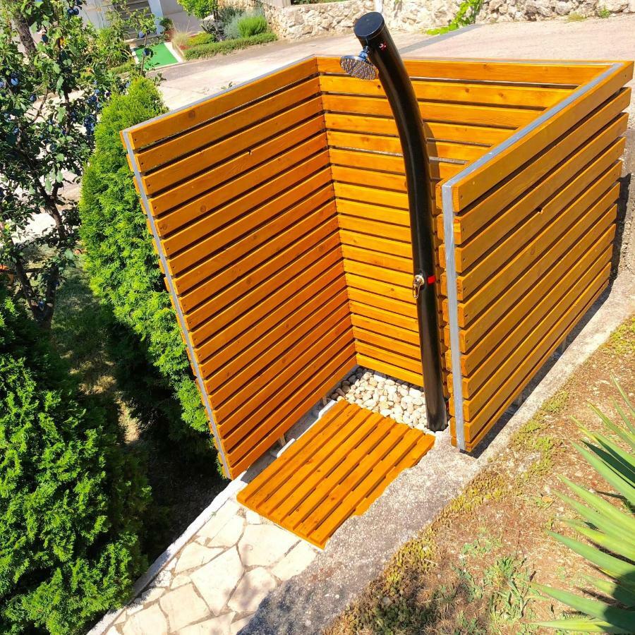 Apartment Tomic Krk Krk Town Exterior foto